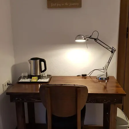 Seron Mountain House Kwatera prywatna *