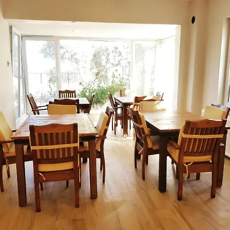 Homestay Seron Mountain House *