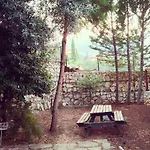 Seron Mountain House *
